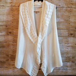 Niotto Long Sleeveless Cream Knit Poncho Size XL